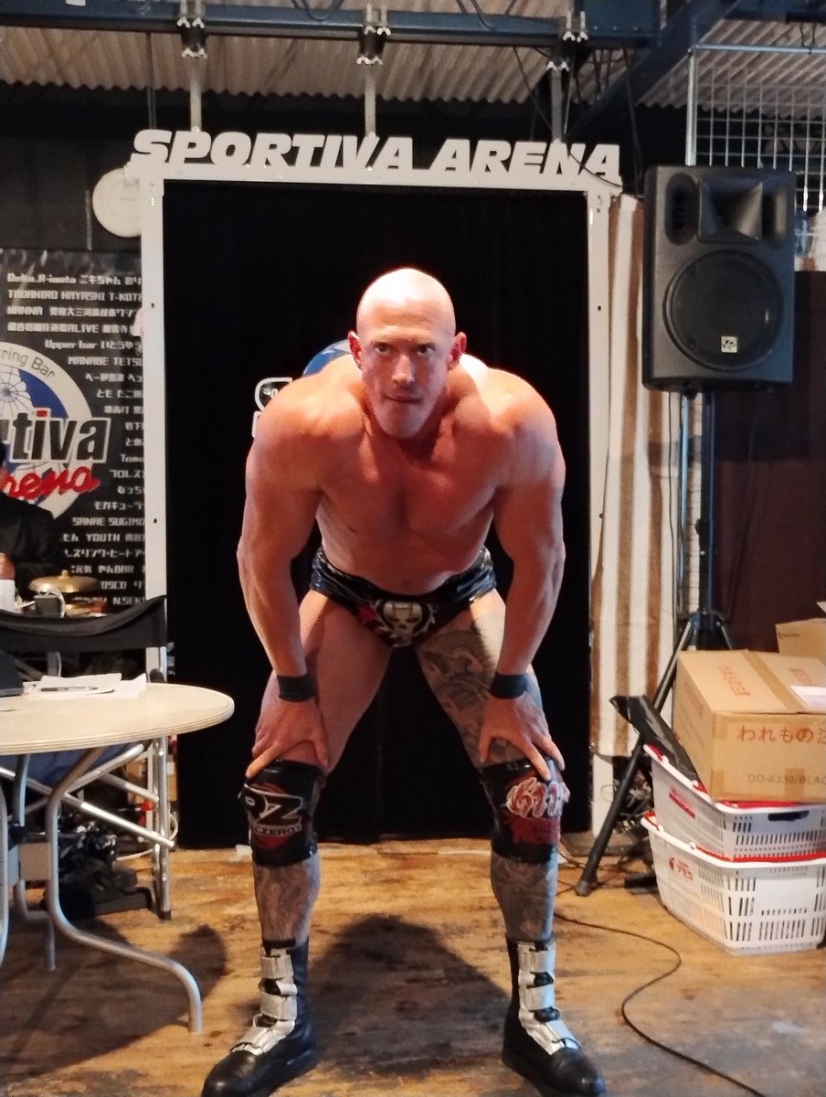 もはや映画の世界！！鎧じゃないんだからさ！！😅💦　#pwzero1