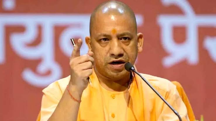 shivam4122's tweet image. बड़ा एक्शन! SP विधायक और हिस्ट्रीशीटर रामकांत यादव की 53 बीघा ज़मीन आज़मगढ़ में गैंगस्टर एक्ट के तहत ज़ब्त — कीमत ₹26.32 करोड़।

— वह ज़हरीली शराब कांड में भी आरोपी हैं, जिसमें कई लोगों की जान गई थी।

— योगी राज में गुंडागर्दी नहीं चलेगी 🔥