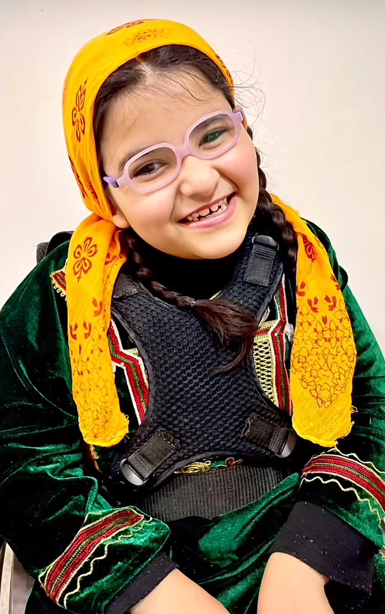 #في_ذاكرة_ذوي_الإعاقة 
#قلوب_مشرقة_من_ذوي_الإعاقة 

الطفلة الأميرة جيهان القحطاني 
نسمة سعودية من ذوي الإعاقة  سفيرة السعادة وتنشط في العمل الخيري مع جمعية جستر عسير وغيرها

تنشر فيديوهات عن العلاج الطبيعي التحفيز الذاتي والتحديات التي تواجه ذوي الإعاقة  مثال:
تحدي الإصرار: قصة