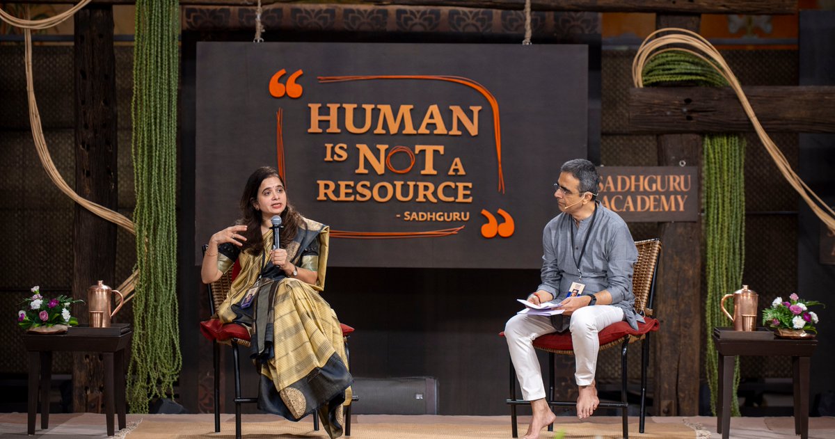 SadhguruAcademy's tweet image. As President &amp;amp; Head of Human Resources, Axis Bank, Rajkamal Vempati knows that the ability to respond with speed to changing market demands is critical. She says that while hiring, more than qualifications or experience, they are looking for people with passion, the drive of an…
