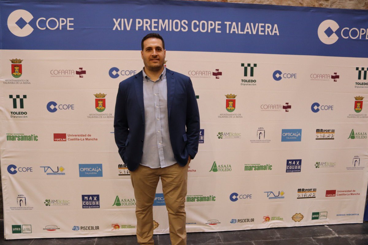 Mario Gutierrez Tovar (@mariogutovar) on Twitter photo Orgulloso de mis raíces Talaveranas y Manchegas. Gracias a <a href="/cope_talavera/">COPE Talavera</a> y <a href="/uclm_es/">Universidad de Castilla-La Mancha</a> por reconocer el valor de la investigación. ¡Un honor que me impulsa a seguir dando lo mejor! 🙌🔬🇪🇸 Orgulloso de mis raíces Talaveranas y Manchegas. Gracias a <a href="/cope_talavera/">COPE Talavera</a> y <a href="/uclm_es/">Universidad de Castilla-La Mancha</a> por reconocer el valor de la investigación. ¡Un honor que me impulsa a seguir dando lo mejor! 🙌🔬🇪🇸