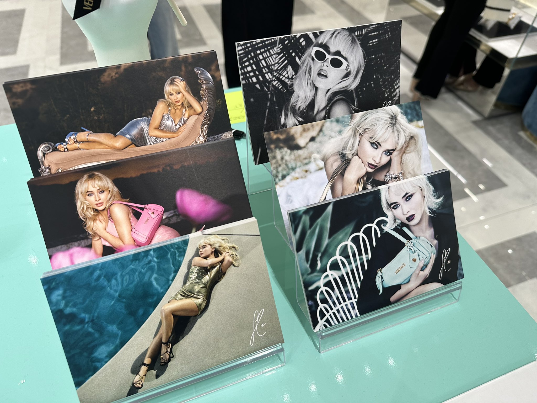 Sabrina Carpenter サイン入りポスター SABRINA CARPENTER SINGER SIGNED AUTOGRAPH POSTER PRINT A5 A4