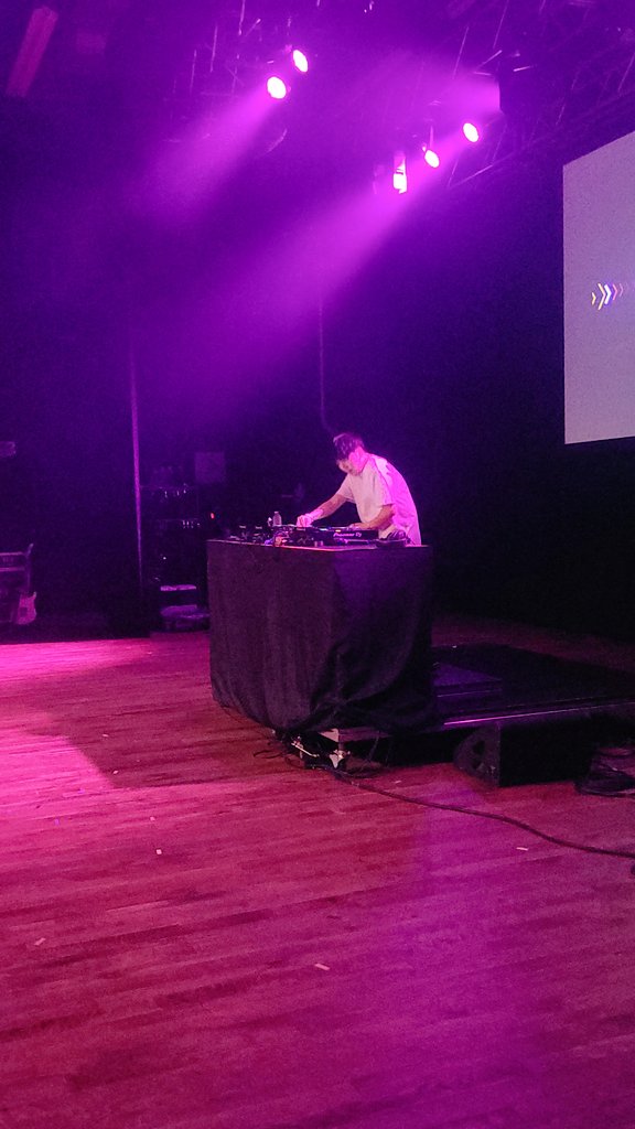 DJ TEDDYLOID GOING CRAZY!!!!!!!!

HE'S INSANE
#TokyoCityLights2025