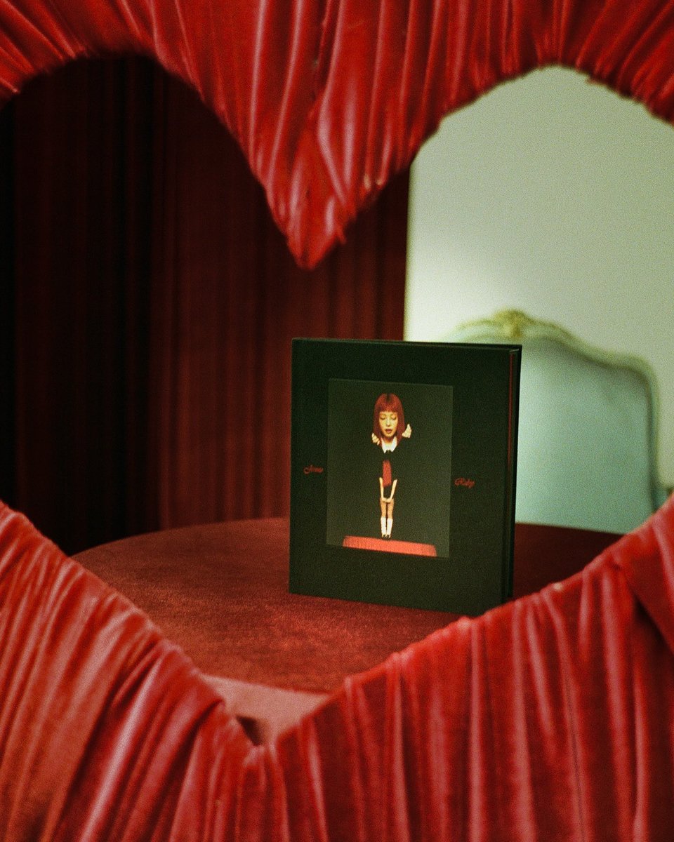 제니의 첫 앨범 Ruby가 나온지 100일 되는 날🫶