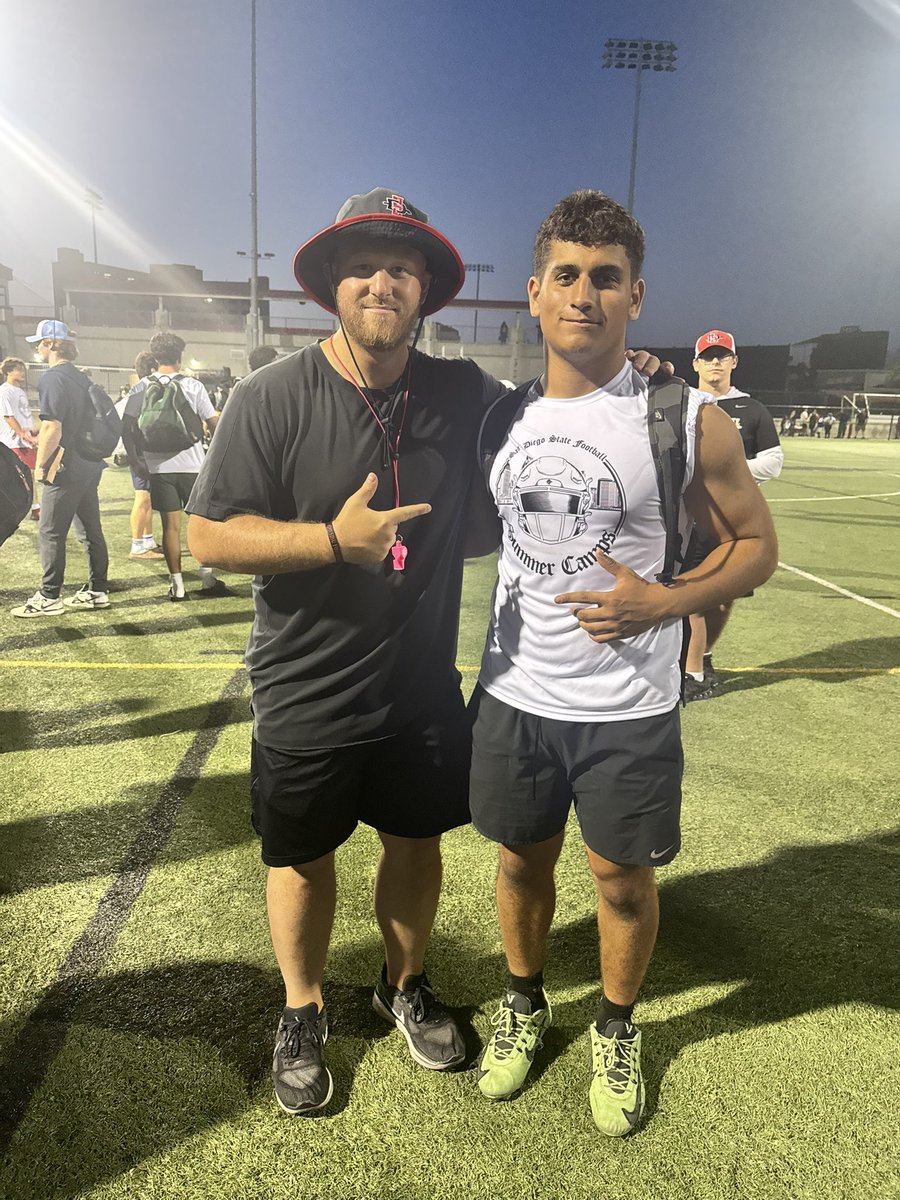 IsaiahF_22's tweet photo. Another great day of camp at SDSU! Blessed to be able to go out and compete @RobAurich looking forward to improving every day! https://t.co/1ncfRtbClt