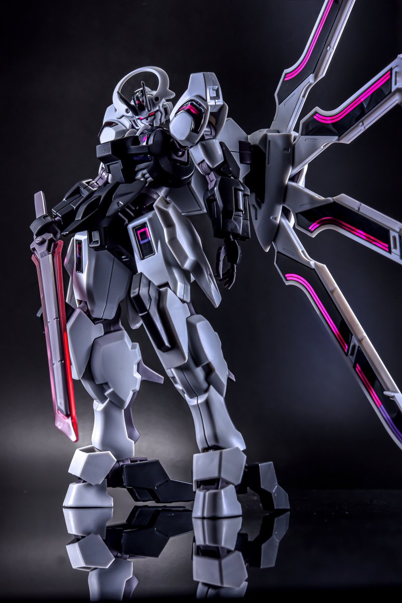 #ポージングはマジで大事

素組みを魅力的に...📸

#ガンプラ