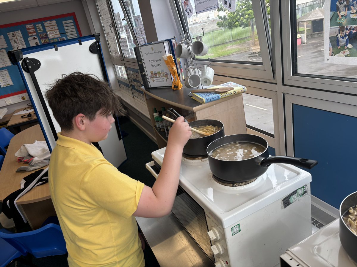 We had a great time cooking up a tasty treat yesterday. Cutting, measuring, mixing &amp; tasting new foods was fun &amp; the coronation chicken pasta was a big hit!  The recipe made its way home with some of our chefs, so fingers crossed they try out their new skills at home too👩‍🍳 👨‍🍳 👌