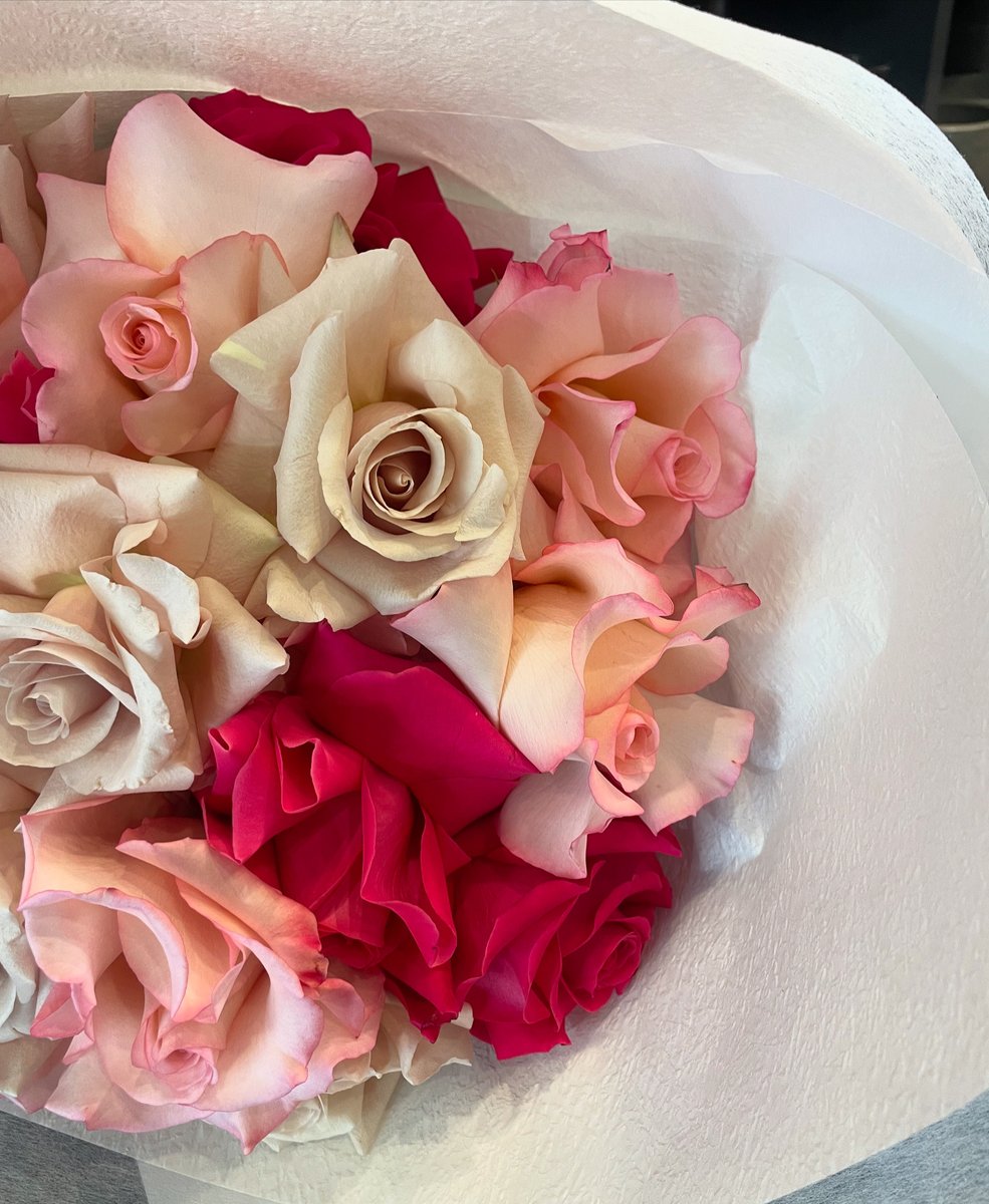 AveryEvents's tweet image. Roses