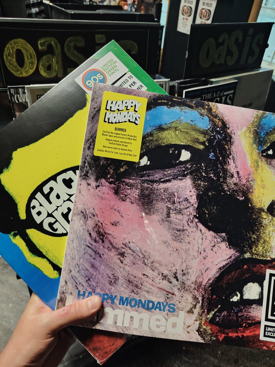Shaun Ryder fans! Get these two beautiful things exclusively at HMV today! Very limited colour vinyl! #hmvLovesVinyl