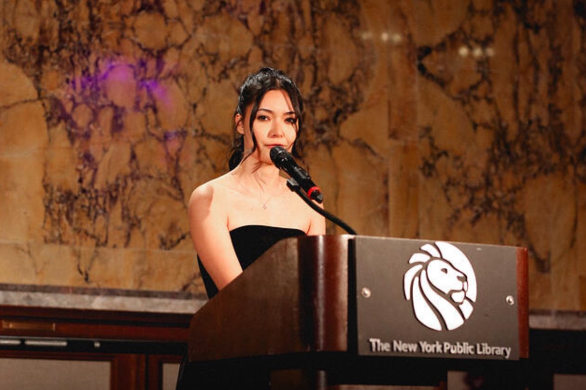 BarajasDaily's tweet photo. New photos of Alexa Barajas speaking at The New York Public Library https://t.co/iEFMuB9w5z