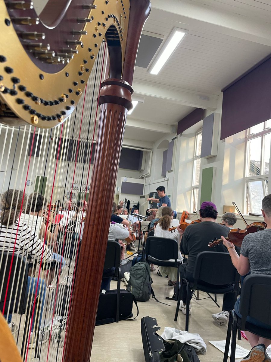 #concert tonight! Stravinsky, Shostakovich, live #orchestra #kendal #cumbria tickets available on the door, #FREE for #students 
ticketsource.co.uk/wes