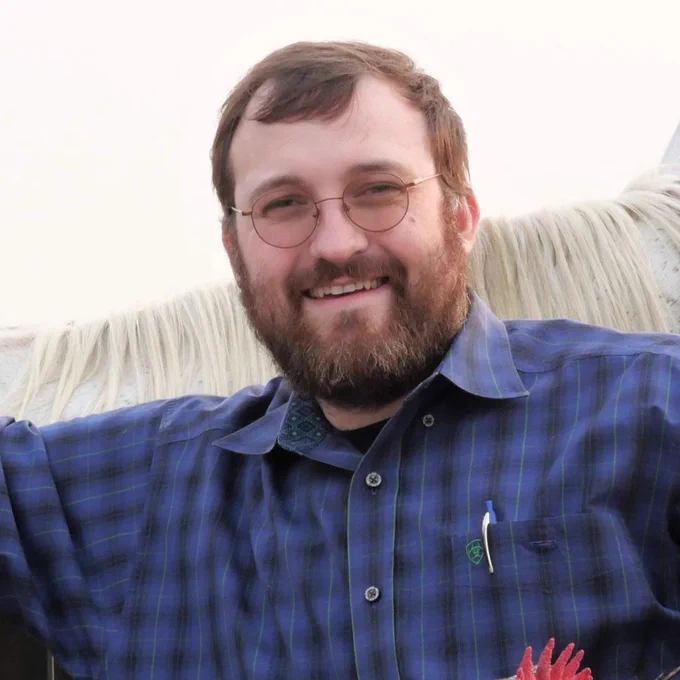 🚨 BREAKING: Charles Hoskinson propone un investimento di 100 milioni di dollari in ADA per potenziare il DeFi di Cardano attraverso stablecoin e BTC.