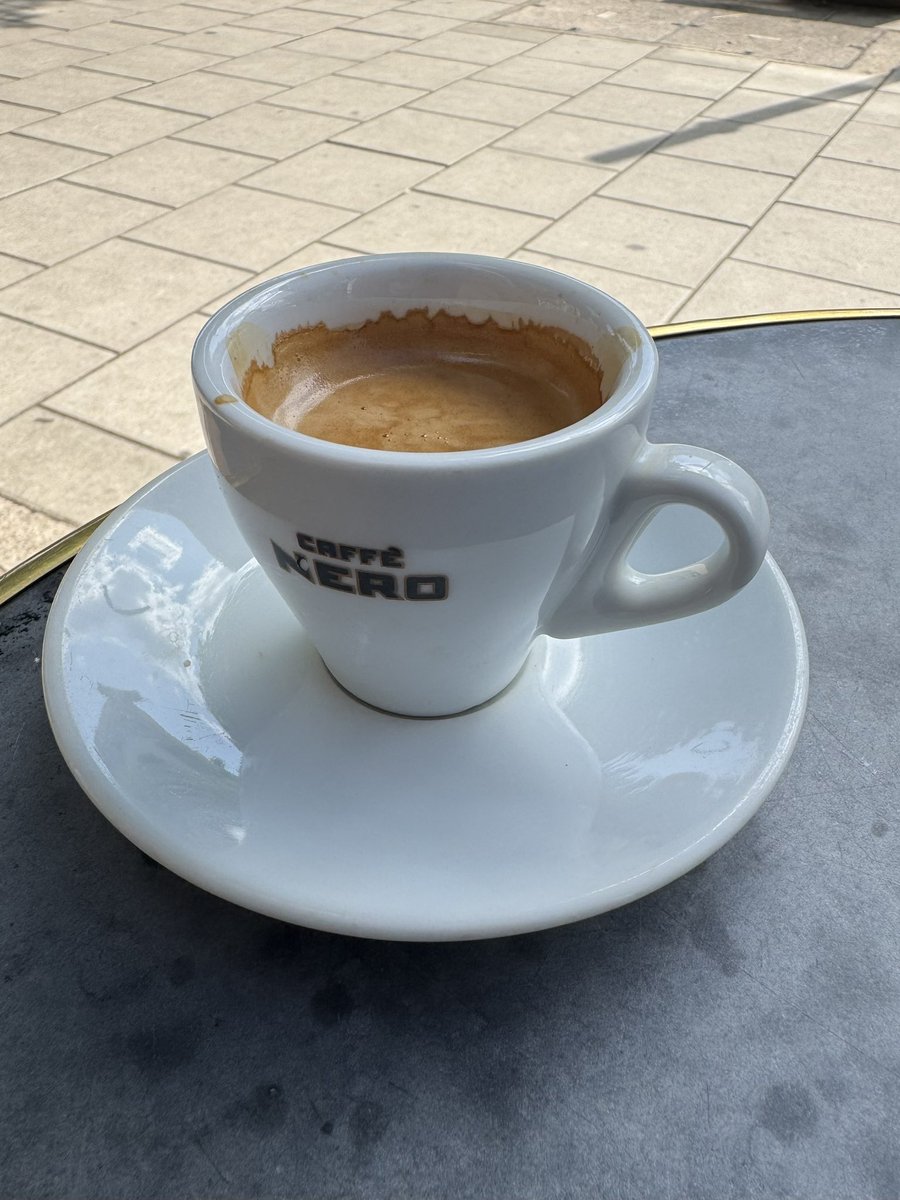 Genuine question <a href="/CaffeNero/">CaffèNero</a> Why do I always have to do battle with your barista every time I order a double espresso?  Even though I specifically ask for an espresso cup they instead try to offer me every cup option instead. Fun fact: small cups keeps espresso hotter for longer!