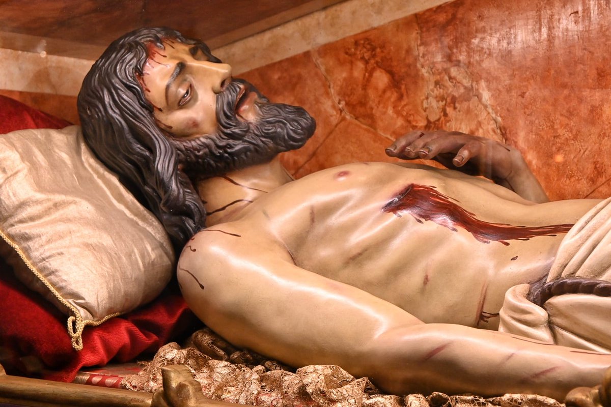 🗓 AGENDA | Mañana, domingo 15 de junio, Solemnidad de la Santísima Trinidad, celebraremos la Santa Misa de tercer domingo de mes. #CofradíasMLG

⛪ Ermita del Monte Calvario
🕰 13:30h.

"Todas tus criaturas, oh Trinidad santa, justamente te alaban, te adoran y te glorifican"