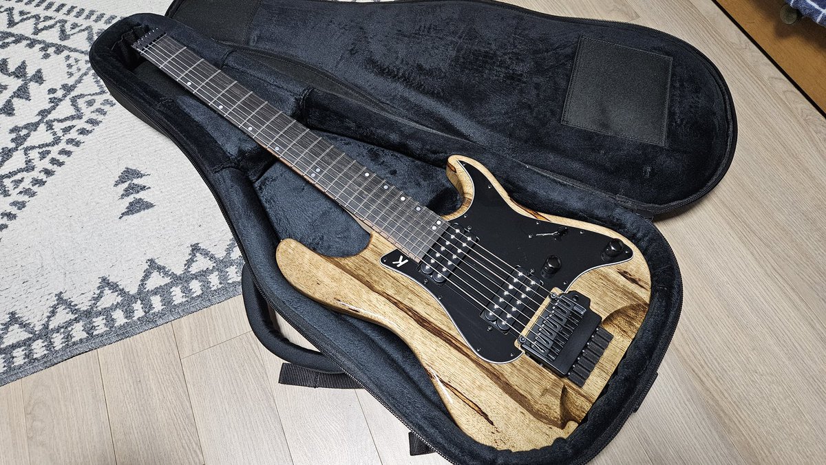 타임라인에서 많이 보셨을거라 감흥은 없으시겠지만…😇