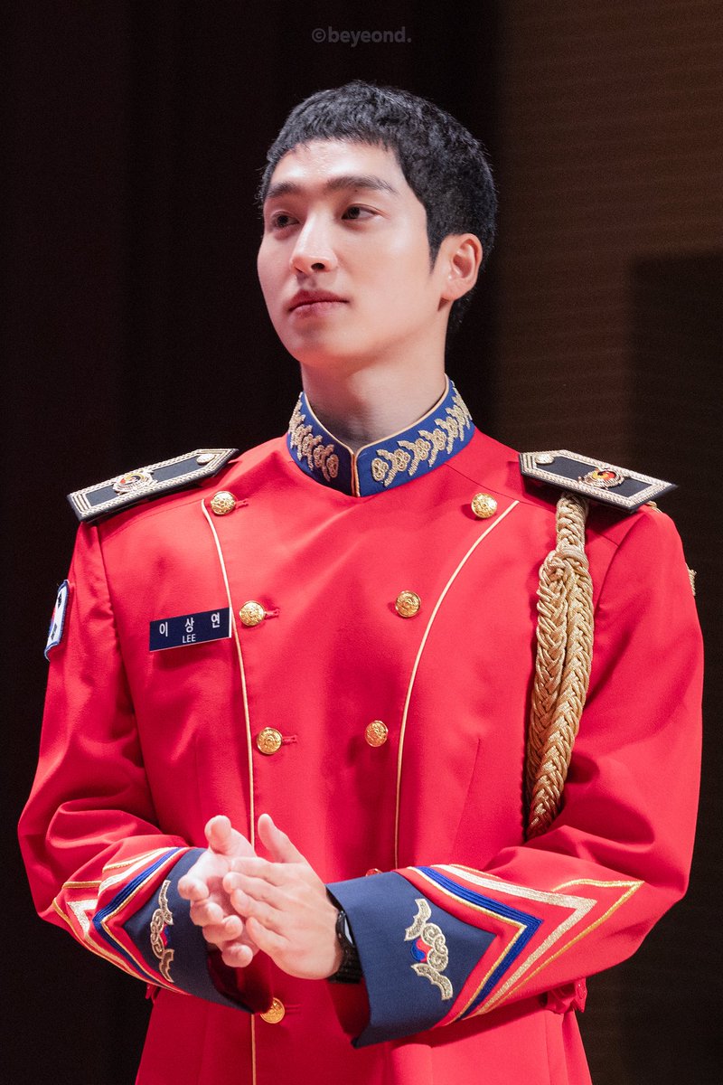 250611 호국보훈음악회

🫡🫡

#더보이즈 #THEBOYZ #TBZ
#상연 #SANGYEON #サンヨン