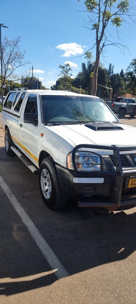 admirendumo's tweet image. Zvima legend izvi zviri cheeky, once the turbo kicks in, legend rinobva rainda, you need discipline when the legend is under load 😂😂😂
#NP300 #Turbo #Intercooled #Commonrail
Nissan Pick Up 300 Series (NP300)