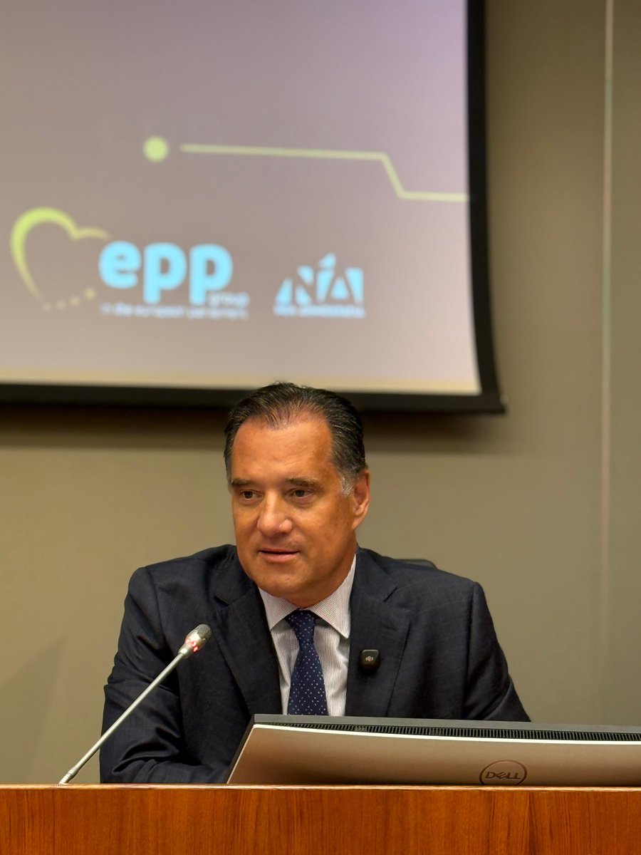 Άδωνις Γεωργιάδης (@adonisgeorgiadi) on Twitter photo ⸻
Σήμερα είχα τη χαρά να συμμετάσχω στο συνέδριο που διοργάνωσε ο <a href="/DTsiodras/">Dimitris Tsiodras</a> στο Εμπορικό και Βιομηχανικό Επιμελητήριο Αθηνών με θέμα την Τεχνητή Νοημοσύνη και τις επιπτώσεις της στην κοινωνία και την οικονομία. Στο ειδικό πάνελ για την υγεία και τις νέες τεχνολογίες, μιλήσαμε ⸻
Σήμερα είχα τη χαρά να συμμετάσχω στο συνέδριο που διοργάνωσε ο <a href="/DTsiodras/">Dimitris Tsiodras</a> στο Εμπορικό και Βιομηχανικό Επιμελητήριο Αθηνών με θέμα την Τεχνητή Νοημοσύνη και τις επιπτώσεις της στην κοινωνία και την οικονομία. Στο ειδικό πάνελ για την υγεία και τις νέες τεχνολογίες, μιλήσαμε