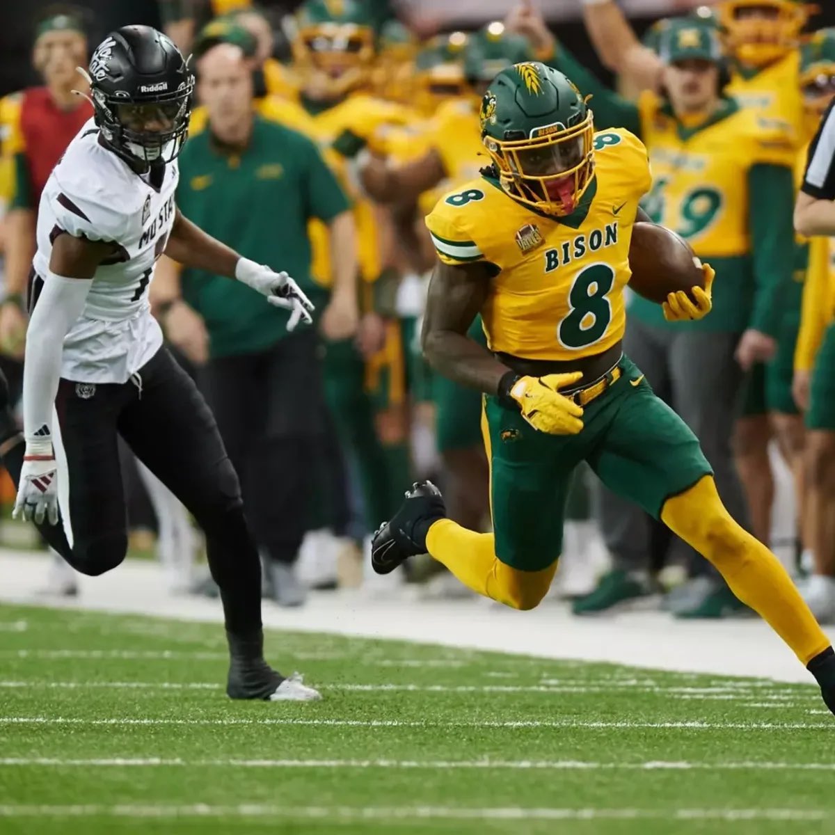 Excited to be staying in town this weekend with the national champs <a href="/NDSUfootball/">NDSU Football</a> 
Ready to compete! <a href="/NickGoeser/">Nick Goeser</a> <a href="/MisterLilly/">Patrick Lilly</a> <a href="/NickGoeser/">Nick Goeser</a> <a href="/JoeBeschorner/">Joe Beschorner</a>