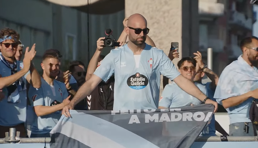 GestoFoot's tweet photo. Isto é o que trascende e todo o demais é piada de paxaro.

Quen leva a bandeira é Claudio. Quen decida seguilo estará en camiño certo. https://t.co/UeiKfbu0Cz