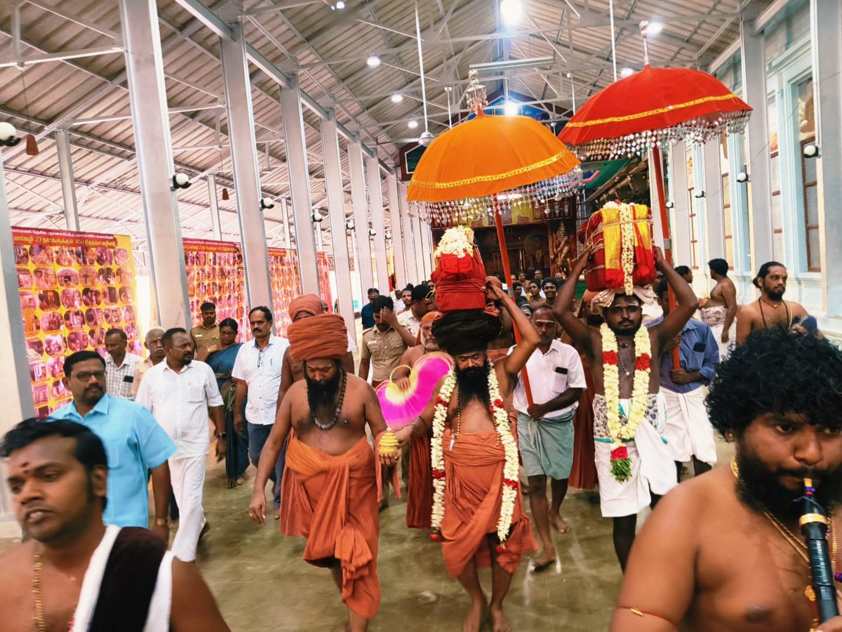 கர்நாடகா பெங்களூரில் நடைபெறும் பாரதிய சந்த்த மகாபரிஷத் 1500 க்கு மேற்பட்ட சாதுக்கள் ஆதீனங்கள் சங்கராச்சார்யார்கள் ஜியர்கள் மடாதிபதிகள் கலந்துகொள்ளும் மாநாட்டில் பங்கேற்கவும் அவிநாசி சென்னை மலேசியா நிகழ்வில் பங்கேற்கவும் சொக்கநாதப் பெருமானுடன் ஞானரதத்தில் யாத்திரை புறப்பட்டார்கள்