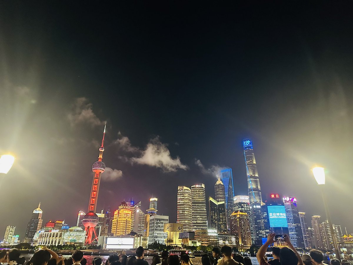 ndanhthu89's tweet photo. Hello Shanghai 👋 https://t.co/KBdftsiytI