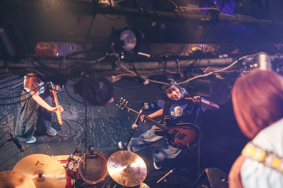 かめ (@kame_guitardog) on Twitter photo 2025.6.14 @ SILVER ELEPHANT
MiMiNOKOROCK FES JAPAN
ありがとうございました🔥
Photo by <a href="/Shun_officially/">SHUN ITABA : Photographer</a> 2025.6.14 @ SILVER ELEPHANT
MiMiNOKOROCK FES JAPAN
ありがとうございました🔥
Photo by <a href="/Shun_officially/">SHUN ITABA : Photographer</a>