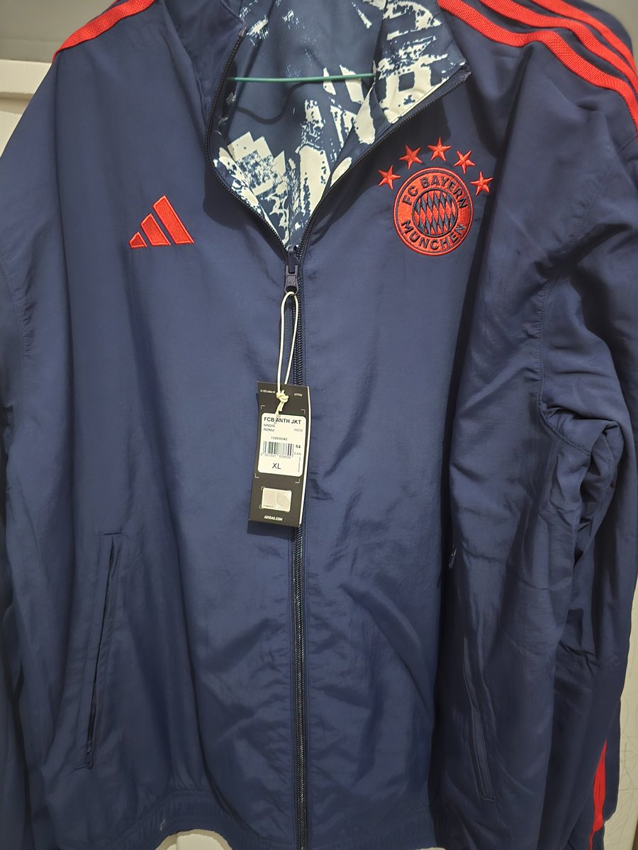 B@vari@n@1977 (@filsdam_jersey) on Twitter photo Izin tag dan retweetnya/ repost nya bang <a href="/TitipLawas/">Titip Lawas</a>
1. Brentford size XL BNWT, 685K
2. Bayern Munich away size 2XL Slim Fit BNWT Jamal Musiala 42, 2000K
3. Jaket Bayern Munich size XL, 1100K
Toped ready
tokopedia.com/filsdamjersey Izin tag dan retweetnya/ repost nya bang <a href="/TitipLawas/">Titip Lawas</a>
1. Brentford size XL BNWT, 685K
2. Bayern Munich away size 2XL Slim Fit BNWT Jamal Musiala 42, 2000K
3. Jaket Bayern Munich size XL, 1100K
Toped ready
tokopedia.com/filsdamjersey