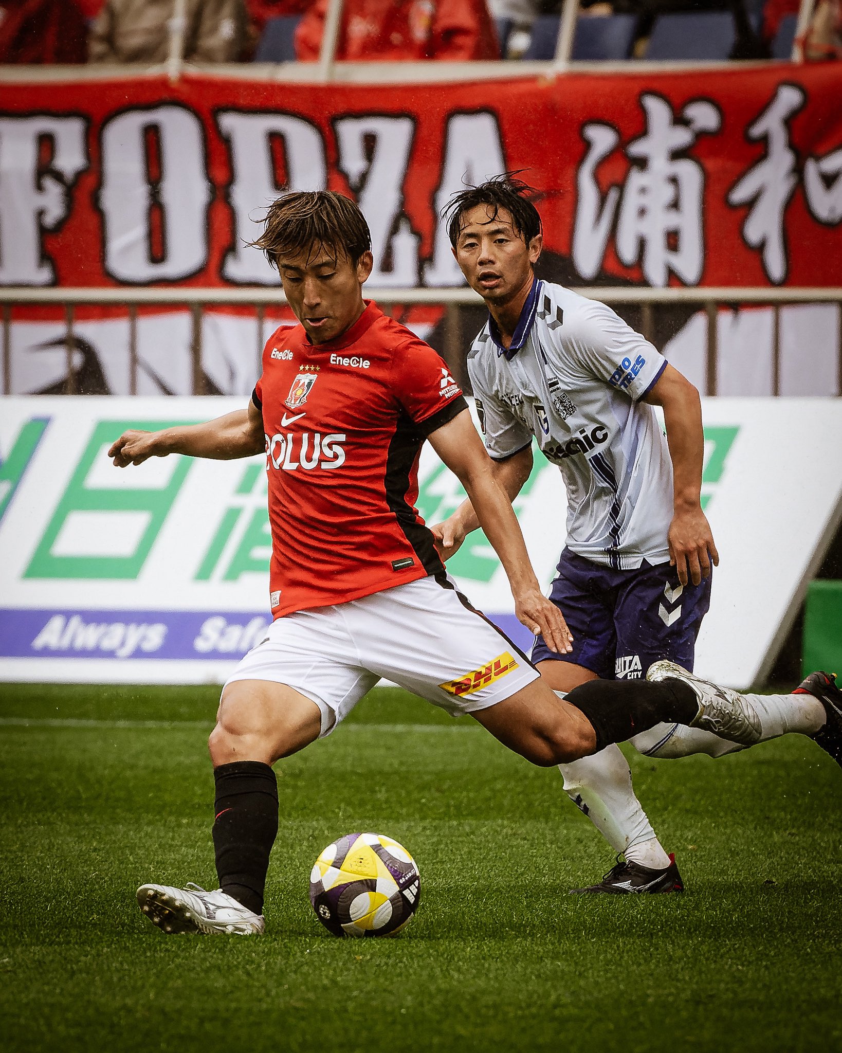 即日発送　浦和レッズ　2025 ユニフォーム　金子拓郎　選手　レプリカ　XL 楽天市場】【スピード出荷】ナイキ 2025 浦和レッズ #77 金子