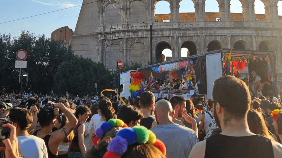 Beate15590154's tweet image. Roma marcia per i diritti, la libertà e l’inclusione. #Romapride