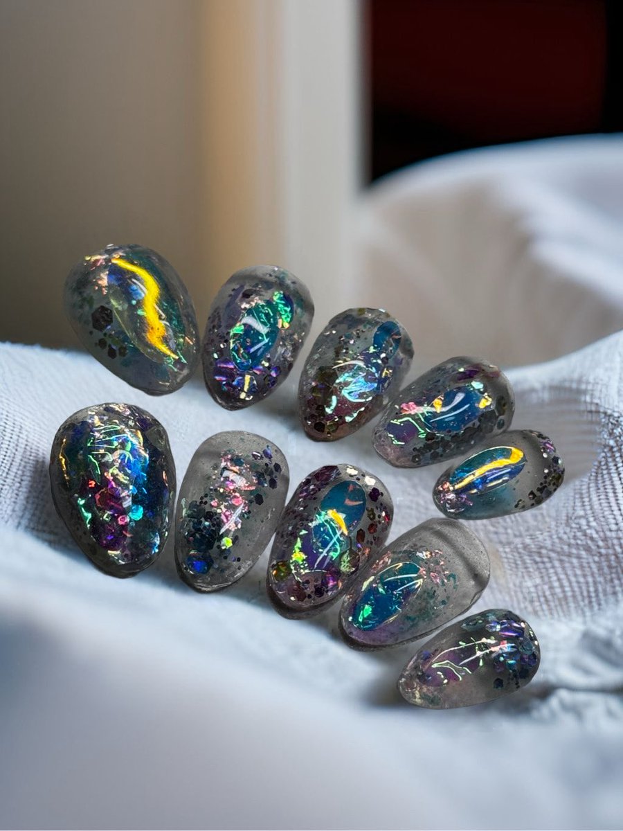 koboto3298's tweet image. こんばんは

数ヶ月ぶり😭にネイル💅🏻

休んでる間、いいね👍、リポストしてくれた方ありがとうございます😭　

また、宜しくお願いしますね🙇　　

#セルフネイル