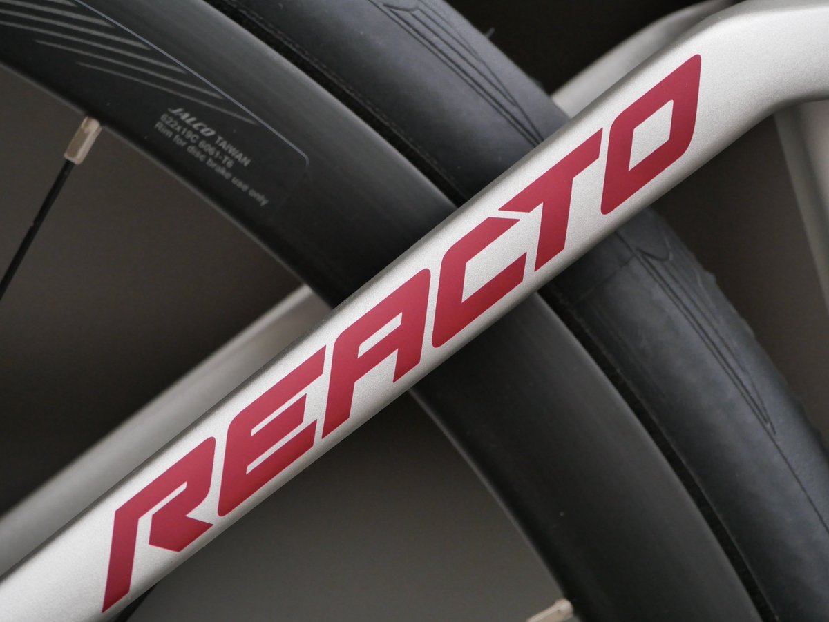 kanzakisenri's tweet image. MERIDA REACTO 6000 2025年モデル
マットチタン、とても綺麗なカラーです。
下記ホームページに写真を沢山掲載しておりますので、
よろしければ覗いてみてください(&apos;ω&apos;)
HP→cskanzaki.com/products/detai…
#MERIDA #REACTO #リアクト