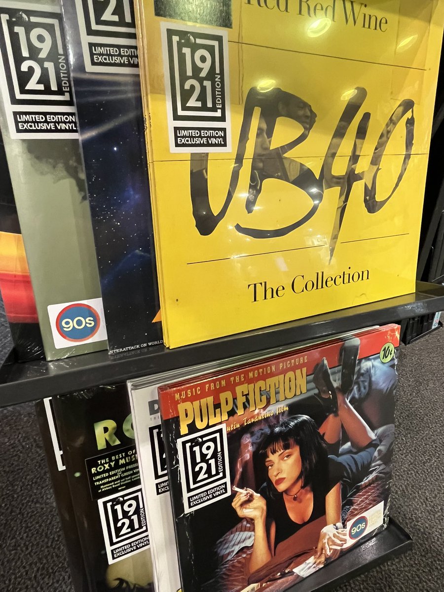 Quick update on the hmv #vinyl weekend titles

After initial rush we have most titles (bar Blind Melon) available but numbers have dropped to just singular copies of Keane, Manics and Roxy Music

Be in asap it wanted those!

#hmvlovesvinyl