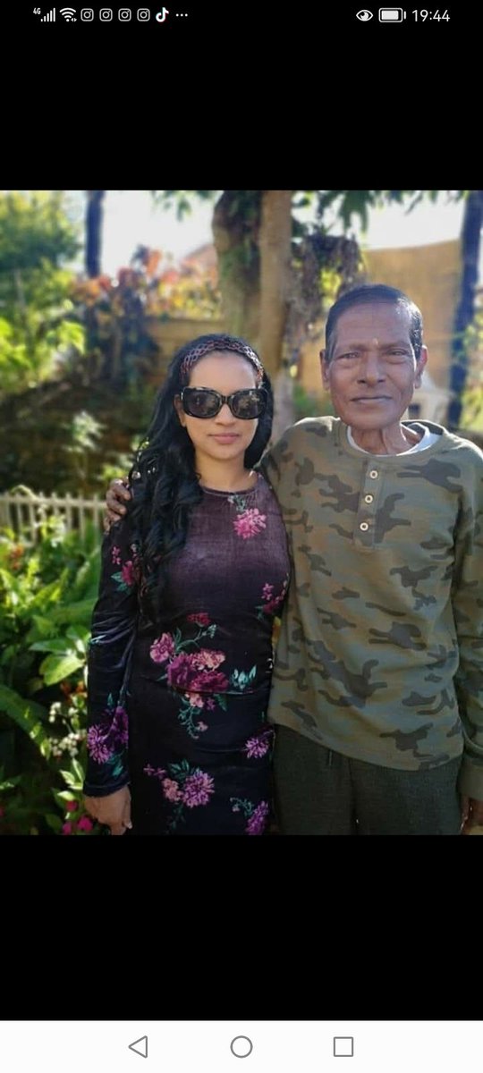 LoshineeM's tweet photo. @gagasifm #ForeverWenaTyma @gagasifm my dad is my hero 🦸‍♂️💙, he's Sober for 33 years, a strong minded mind of stature. He's 75. A retired furnace bricklayer. He's my super hero and I am his only daughter, daddy's little girl no matter how old I am. https://t.co/zA6S1T6qNs
