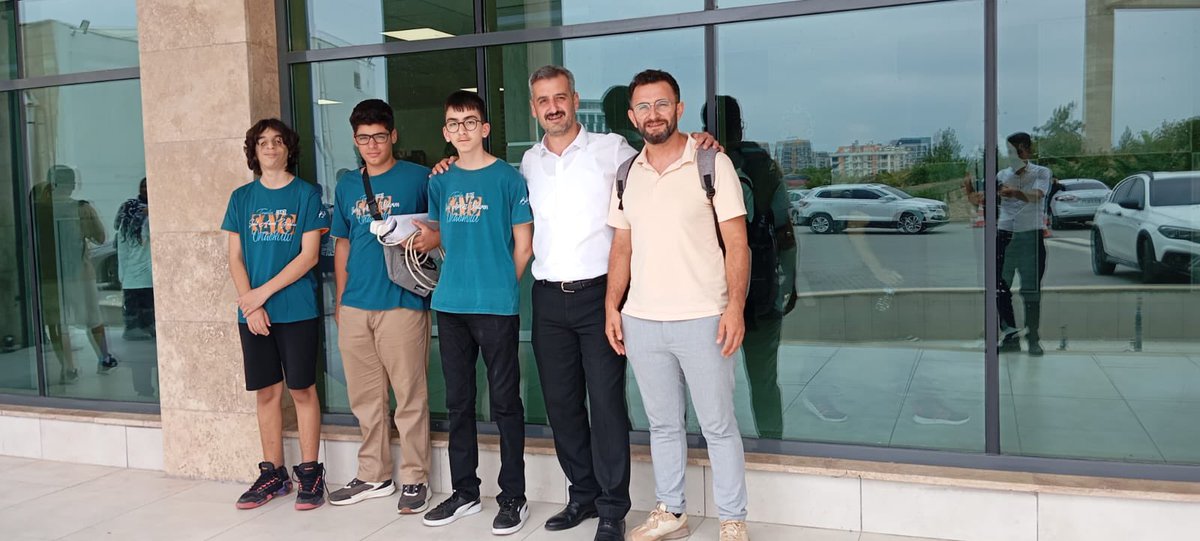 Toroslar İlçe Milli Eğitim Müdürlüğü (@toroslarmem) on Twitter photo Dijital Oyun Yarışması’nda ilçemizden 2 okulumuz finale kaldı.
🏆 Kızılbağ Ortaokulu “Çöp Avcıları” oyunuyla birincilik kazandı.
Emeği geçen öğrencilerimizi ve öğretmenlerimizi kutluyoruz. <a href="/tcmeb/">Millî Eğitim Bakanlığı</a>
<a href="/Yusuf__Tekin/">Yusuf Tekin</a>
<a href="/valiatillatoros/">Atilla Toros</a>
<a href="/fazilet_durmus/">Fazilet Öğretmen 🇹🇷</a>
<a href="/Sogukpinar023/">Mehmet Soğukpınar</a> Dijital Oyun Yarışması’nda ilçemizden 2 okulumuz finale kaldı.
🏆 Kızılbağ Ortaokulu “Çöp Avcıları” oyunuyla birincilik kazandı.
Emeği geçen öğrencilerimizi ve öğretmenlerimizi kutluyoruz. <a href="/tcmeb/">Millî Eğitim Bakanlığı</a>
<a href="/Yusuf__Tekin/">Yusuf Tekin</a>
<a href="/valiatillatoros/">Atilla Toros</a>
<a href="/fazilet_durmus/">Fazilet Öğretmen 🇹🇷</a>
<a href="/Sogukpinar023/">Mehmet Soğukpınar</a>