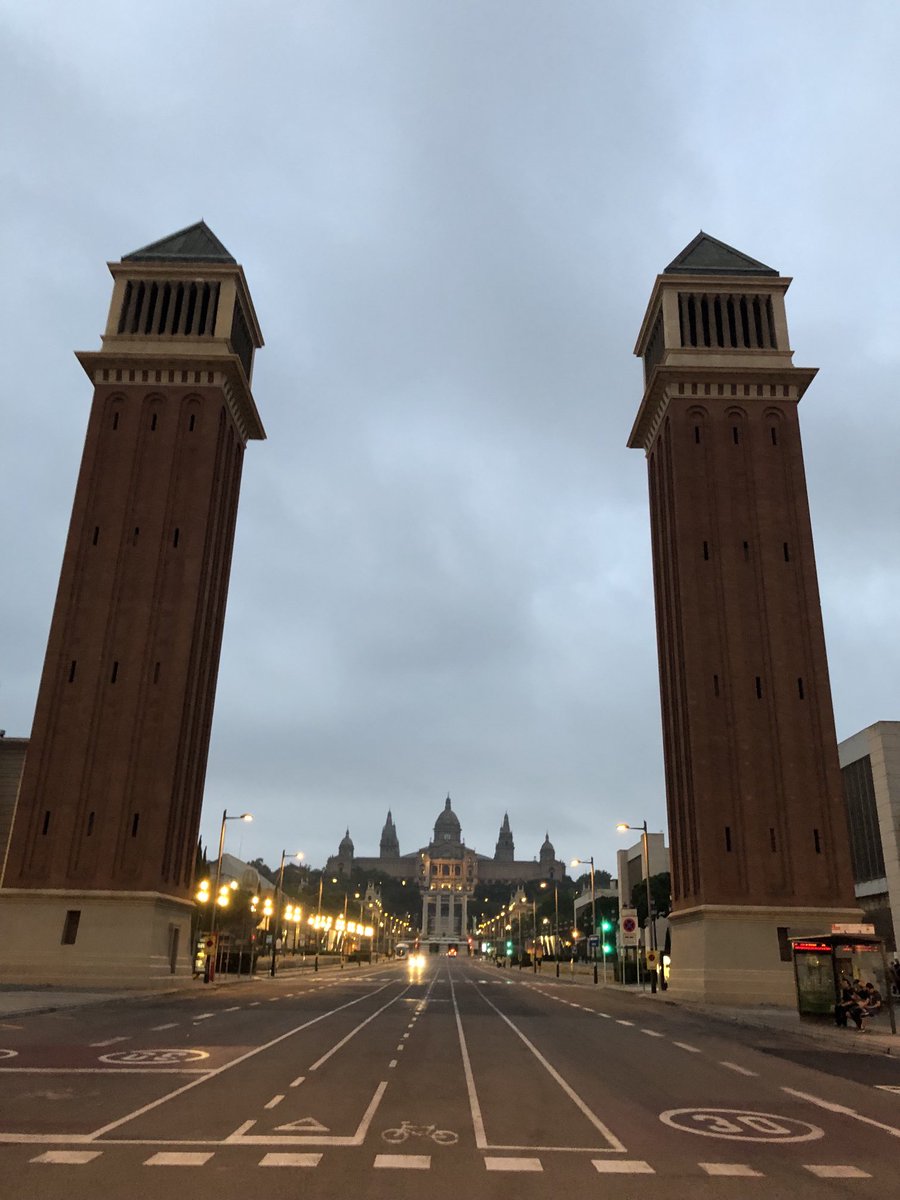 Janetbirdope's tweet image. Last day #Barcelona #EULAR2025 

@RheumNow

More #guidelines
late breaking abstracts