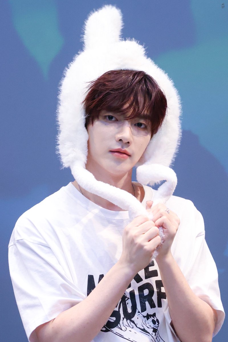 241106

#장하오 #ZHANGHAO #章昊 #ZB1
#제로베이스원 #ZEROBASEONE