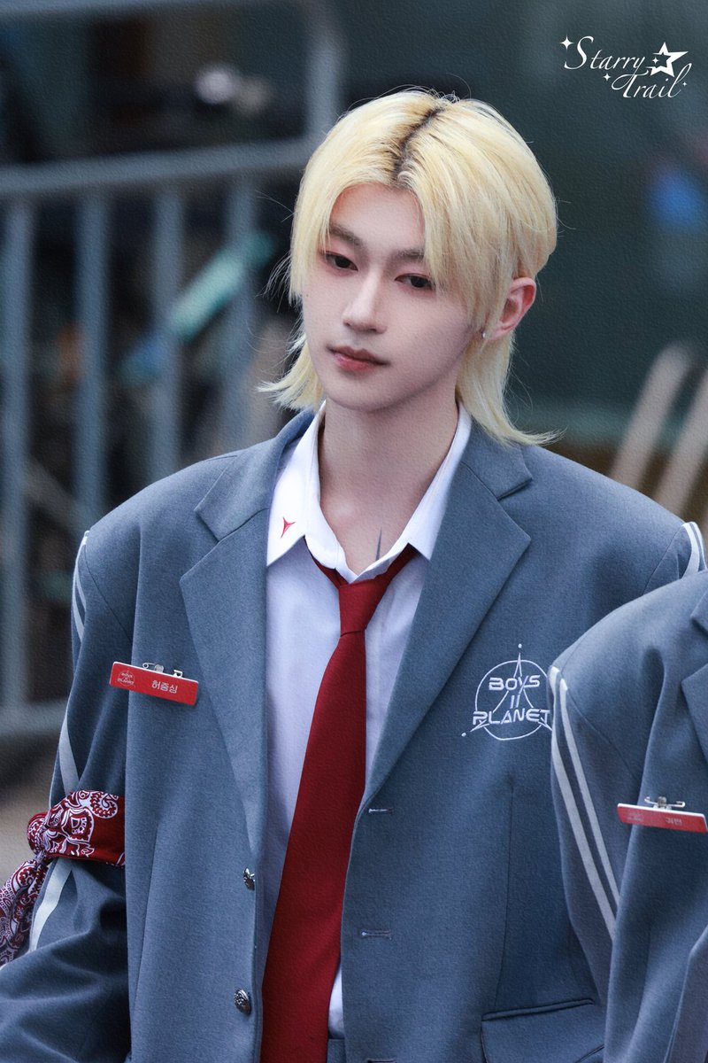 2枚目ほんまにやばい ありえん美形 #BOYS2PLANET #贺仲星 #허중싱