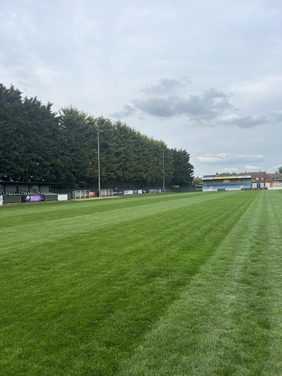 Rushden & Higham Utd tweet media