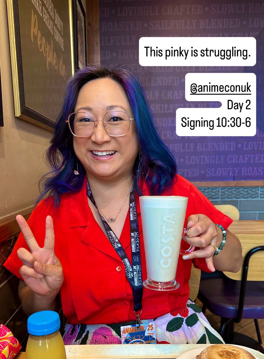 My latte was too heavy for pinkys up 😩