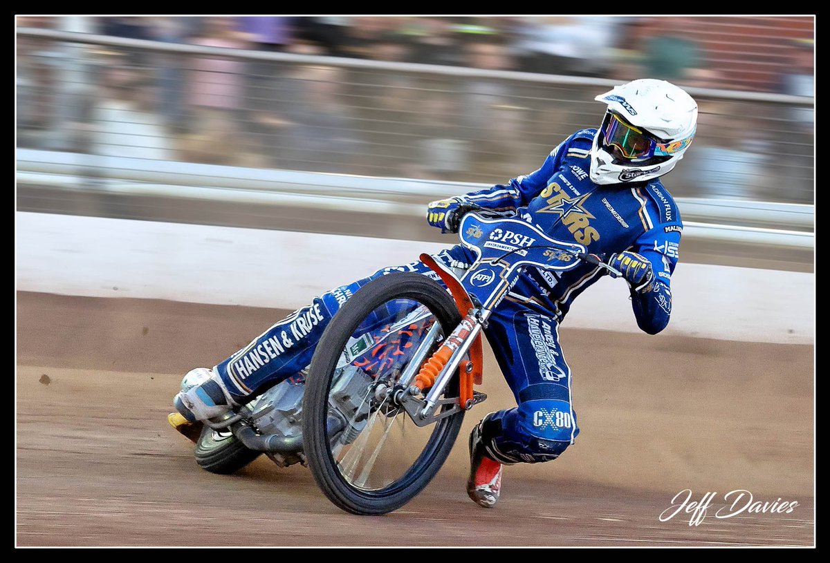 Thursday evening was the first time I’d seen Kings Lynn this year. It was good to see Niels Iversen in such fine form.