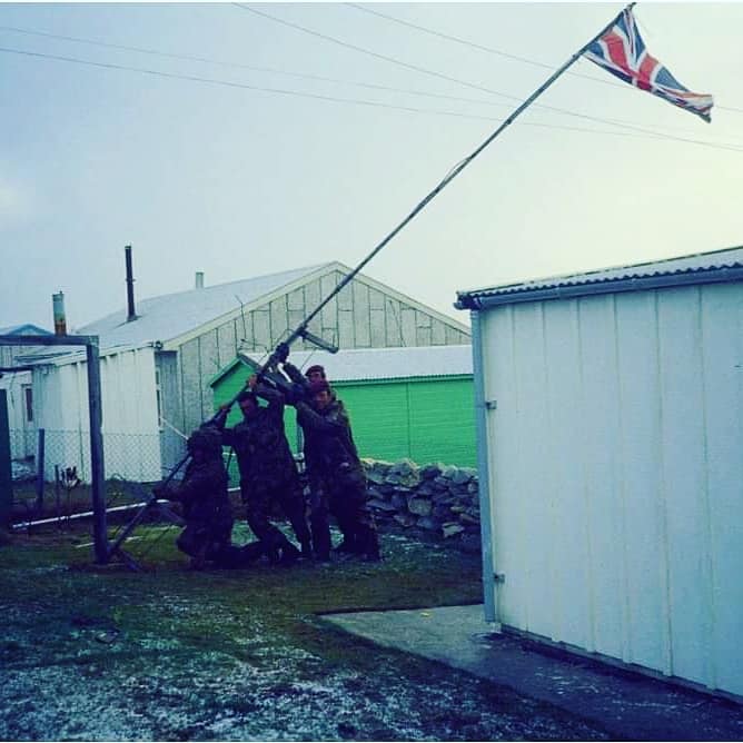 [Imagen: GtZNUjSXAAAF_au?format=jpg&name=small]