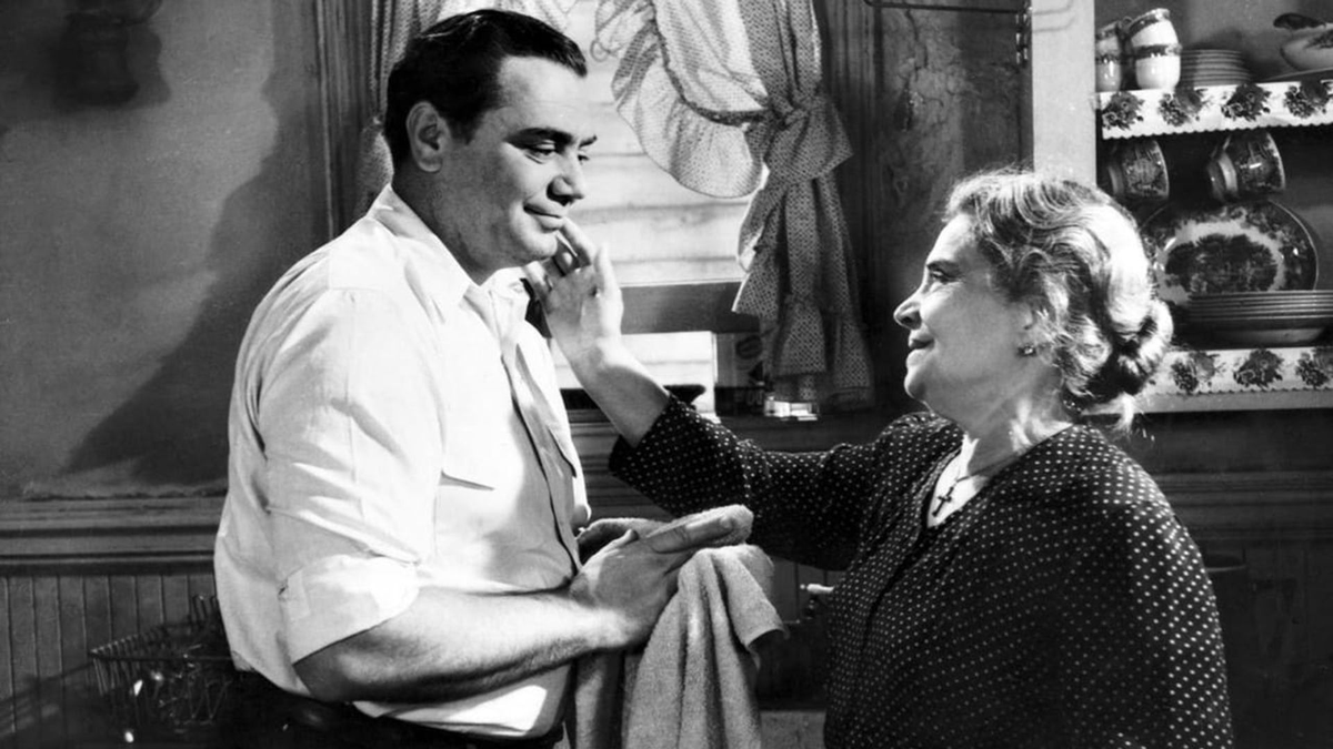 🎙️Los 70 años de "Marty" y los 50 años de "Tiburón" en el podcast "El Cine de LoQueYoTeDiga" nº 464.

Frente a la febril actividad dos clásicos en los que perderse y reencontrarse.

Además biblioteca sonora, plataformas y favoritas.

elcinedeloqueyotediga.net/diario/show/po…