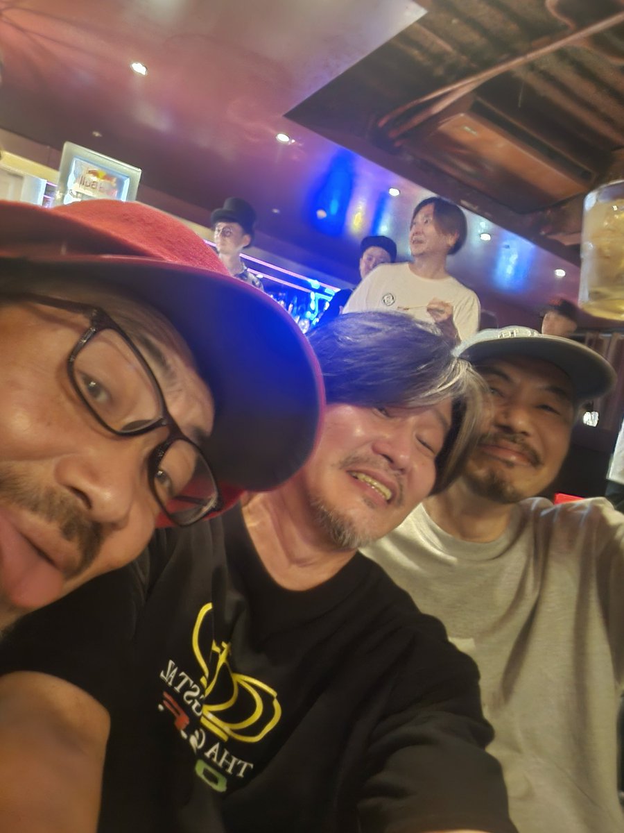 YO_Z69's tweet image. 山田マンとは30年以上ぶりwww
当時通った相模原の実践を想定したw空手道場の話で懐かしみました🐺
#ラッパ我リア
#山田マン
#CrazyA