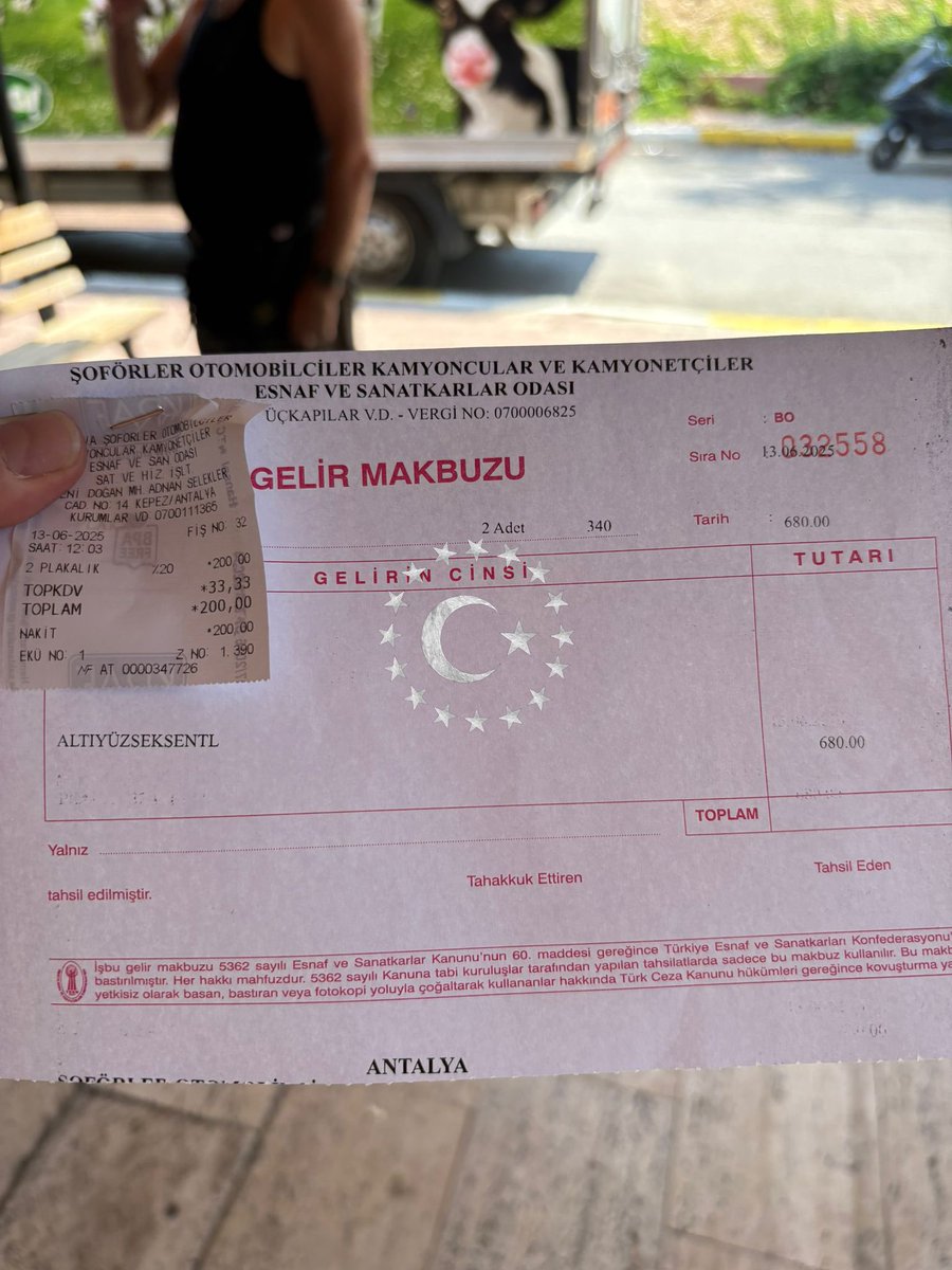 ⚫️ Whatsapp ihbar hattımıza gelen şikayet;

“Antalya şoförler odası plaka basımı için 880 tl para alıyor. 680 lirası bağış gibi gösterilerek gelir makbuzu adı altında alınıyor ve vergi ödenmiyor. 200 lirasına fiş kesiliyor. İban yada kart ile ödemeyi kesinlikle kabul etmiyorlar.