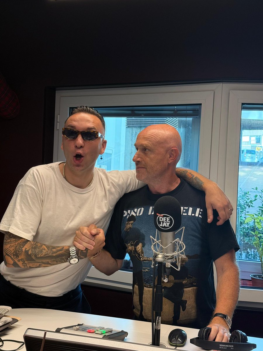 Io felicione, <a href="/RudyZerbi/">Rudy Zerbi</a> depresso 🤣
Grazie <a href="/radiodeejay/">Radio Deejay</a> per l’ospitalità !