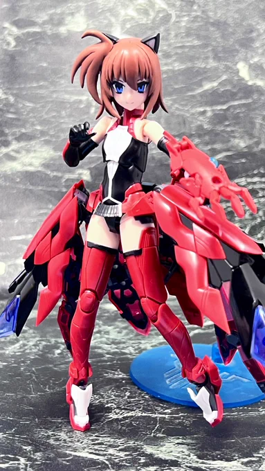 シュテル&ルシフェリオン(TYPE -MEGAMI)完成しましたー! 一条綾香アナザーをベースに制作しました! #メガミデバイス #リリカルなのは