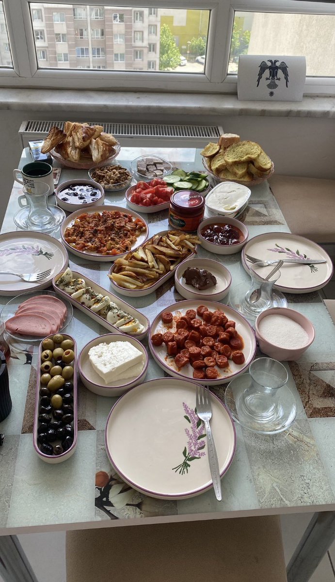 Ben kahvaltı insanıyım arkadaşlar 😅💃🏻