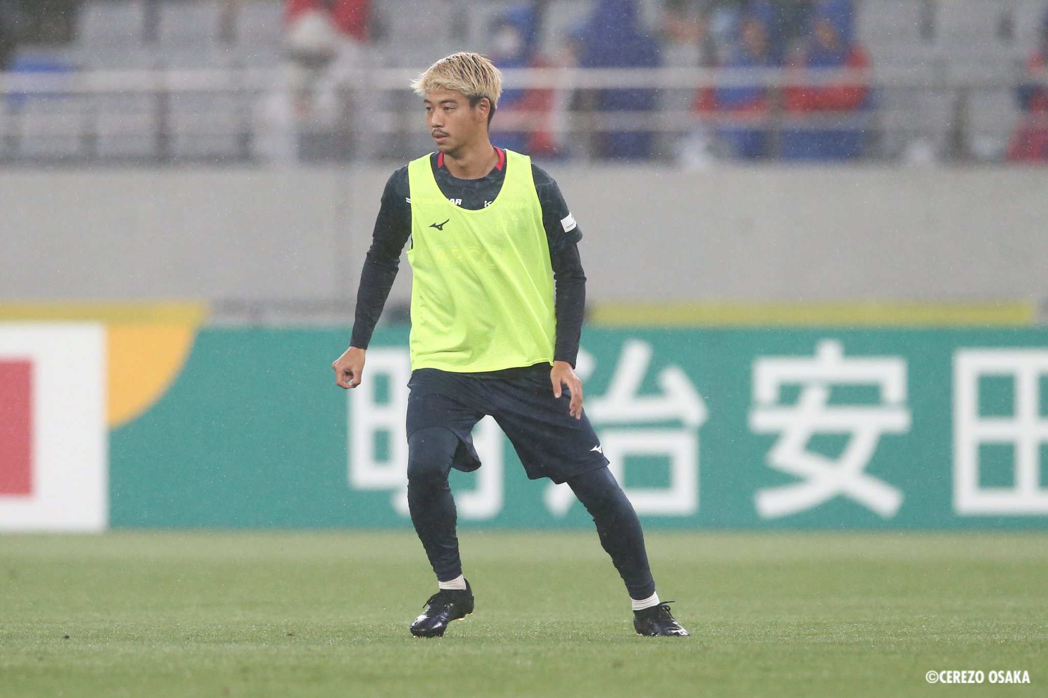 セレッソ大阪24 TORIYUMI、 KIYOTAKE 楽天市場】【スピード出荷】ミズノ 2025 セレッソ大阪 #8 香川