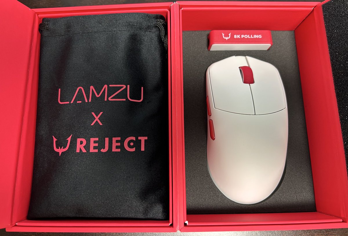 shomarusamaa's tweet photo. REJECTからマウスが発売!
47gの超軽量
ポーリングレート8000Hz
圧倒的応答速度
今日から使わせていただきます!
販売ページ➡️https://t.co/I2rwP5ve9L
#PR #reject #RAMZU #RC_GEAR #ゲーミングまうす https://t.co/uxllchjHhS